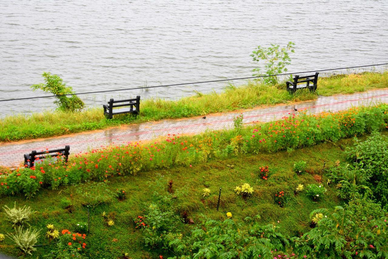 Lake City Resort أنرادابورام المظهر الخارجي الصورة